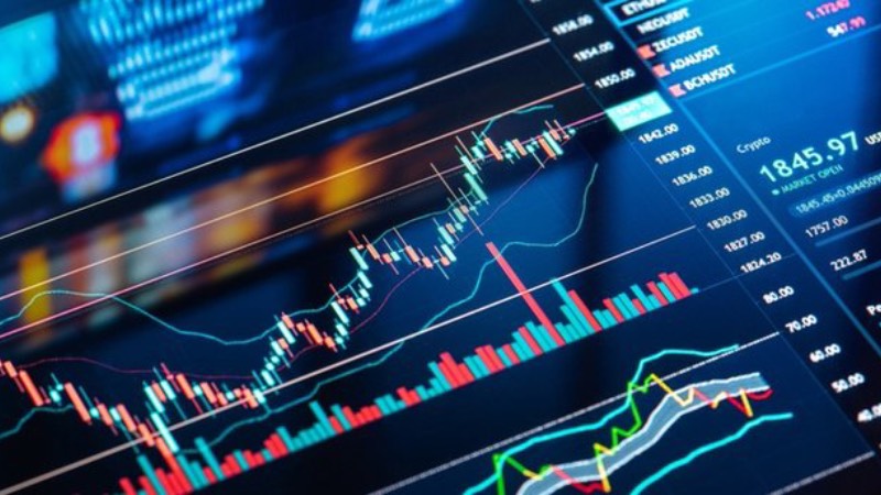 Türkiye’de borsa günün ilk yarısında geriledi